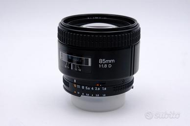 Nikon 85 mm AF-D F1.8