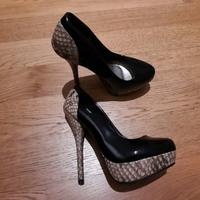 Scarpe Tacco effetto Pitone