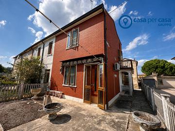 Casa a schiera con scoperto esclusivo