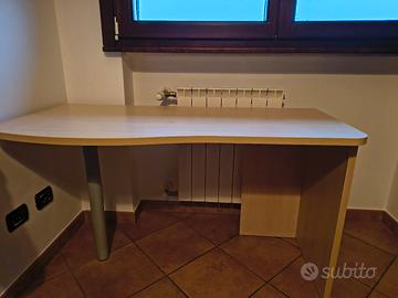 scrivania ragazzi più sedia