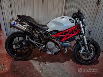 Ducati Monster 796+ ABS