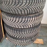 Pneumatici invernali 155/60 R15 74T