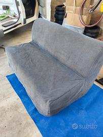Divano letto.