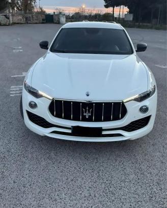 Maserati Levante Granlusso