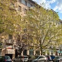 Trilocale zona Crocetta in ristrutturazione