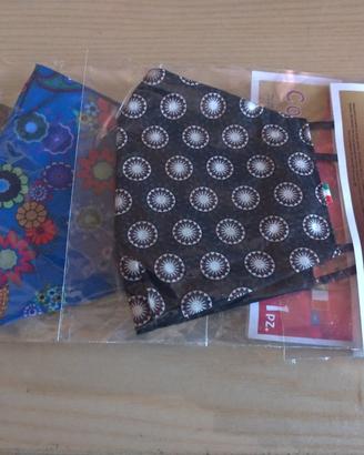 mascherina di stoffa 