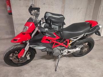 Ducati hypermotard 1100