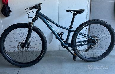 Bici MTB Specialized Rockhopper XS 27.5,come nuova