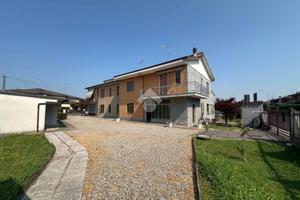 PORZIONE DI BIFAMILIARE A VAIANO CREMASCO