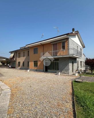 PORZIONE DI BIFAMILIARE A VAIANO CREMASCO
