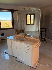 Mobile bagno con specchio