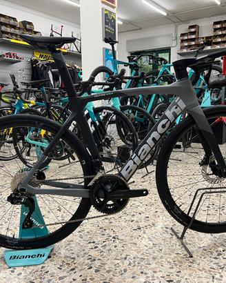 BIANCHI OLTRE XR4 105 12V MONTAGGIO CUSTOM