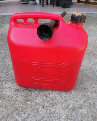 tanica per carburante + 15 l gasolio agricolo 