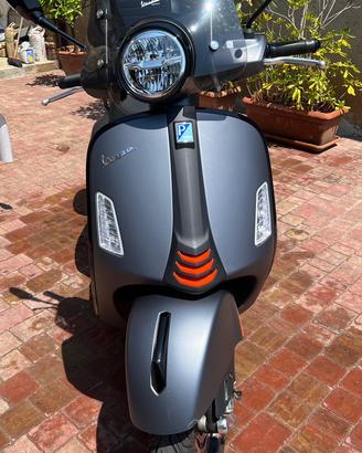 VESPA GTS 125 SUPER SPORT