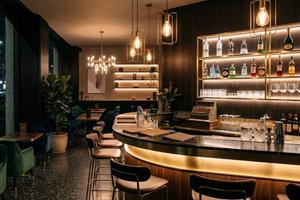 Lounge Bar zona centrale
