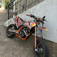 KTM supermotard 620 Lc4 patente A2