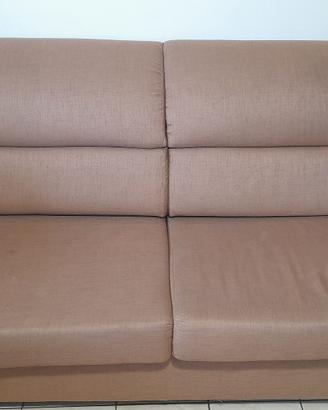 Divano 3 posti e poltrona