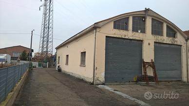 Via cesena imola piazzola deposito scoperto 50 mq