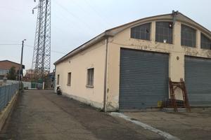 Via cesena imola piazzola deposito scoperto 50 mq