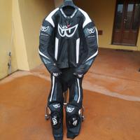 tuta moto 54 divisibile come NUOVA in pelle