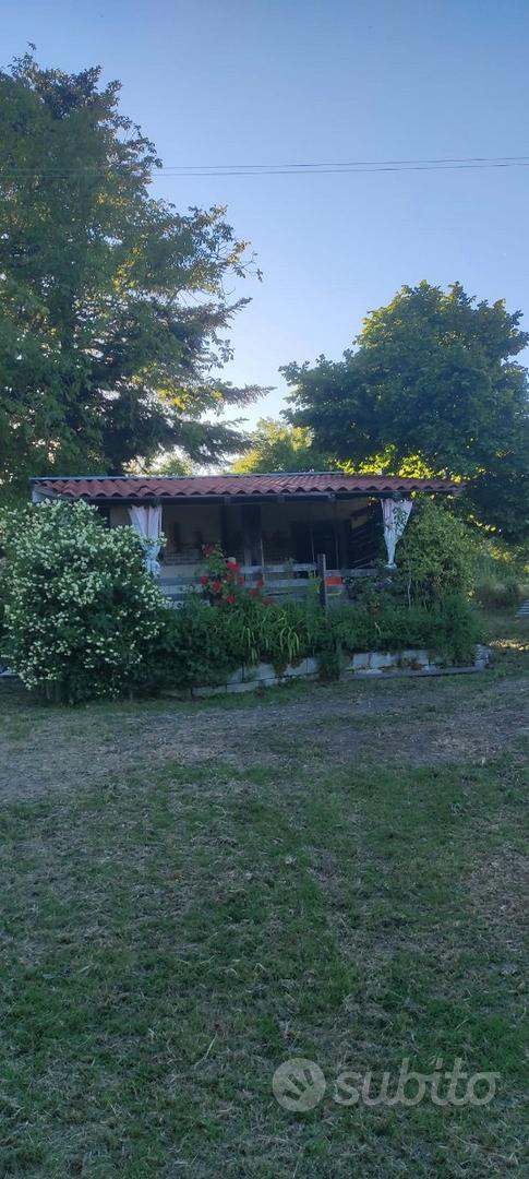 Terreno con due piccoli fabbricati - Vista 5