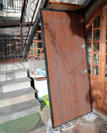 Portoncino blindato senza telaio