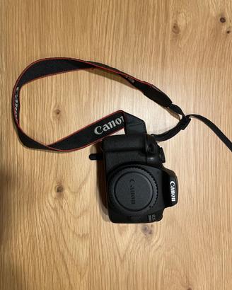 Canon 2000d + ottica kit 18-55