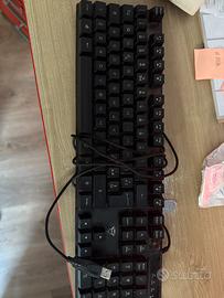 tastiera gaming usata