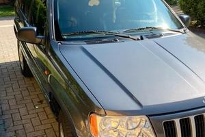 Jeep grand Cherokee limited 2,7