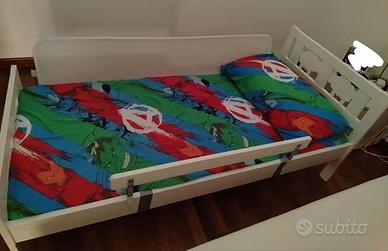 Letto singolo per bambini con sponde + materasso