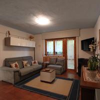 Bilocale con ampio giardino privato