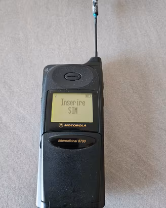 Telefono vintage Motorola 8700