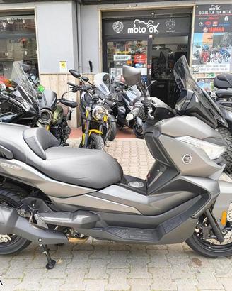 Voge sr4 max
