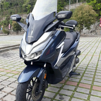 Honda Forza 8600 km