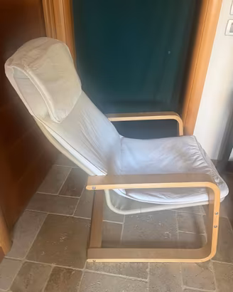 Poltrona IKEA POÄNG