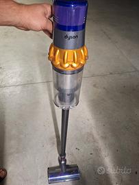 dyson v15