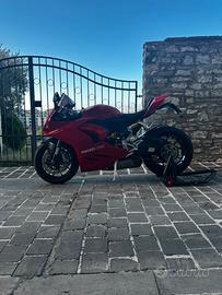 Panigale V2