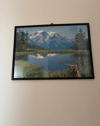 Quadro con montagna e lago