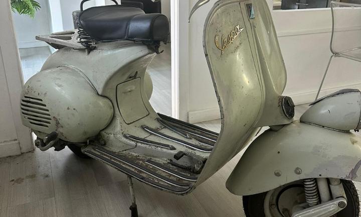 Vespa "faro basso" 125 VM1M - 1952