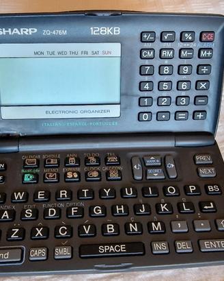 Sharp ZQ-476M organizer vintage