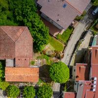 PORZIONE DI BIFAMILIARE A BORE