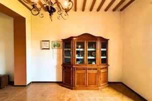 Casa indipendente di 280 m² con più di 5 locali e 