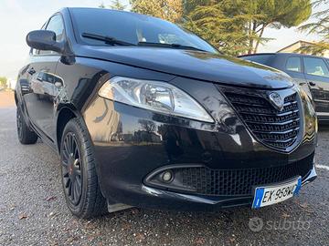 LANCIA Ypsilon 1.2 69 CV 5 porte GPL Ecochic Gol