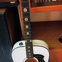 chitarra acustica 