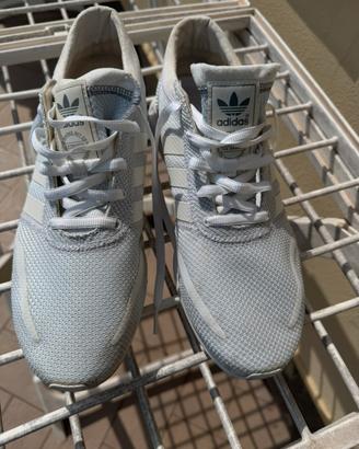 Scarpe Adidas bianche N :46