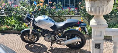 Ducati Monster 600 - 2001