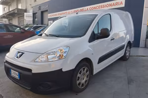 Peugeot Partner 1.6 8V HDi 90CV FAP L2 3 posti Fur