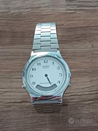 Casio al quarzo: 388 AQ 305. Imperfetto