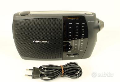 Radio portatile " Grundig "