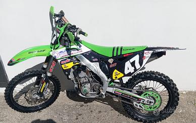 Moto Kawasaki